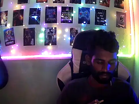 FriskyGender online show from October 2025 04:18:01 PM