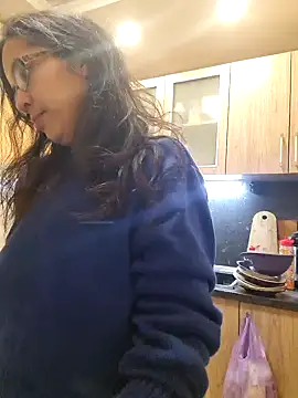 rposhta1991 online show from February 2025 03:53:02 PM