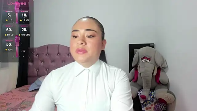 ReyleDoll online show from May 2026 11:24:02 PM