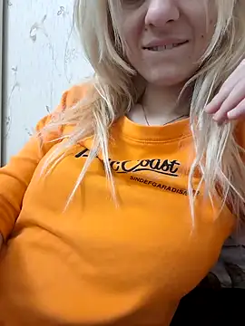 Snapshot of YogisticJuli666 chatting on January 2025 06:03:02 AM YogisticJuli666 online show from January 2025 06:03:02 AM