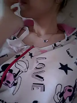 Snapshot of YogisticJuli666 chatting on February 2025 02:06:02 PM YogisticJuli666 online show from February 2025 02:06:02 PM