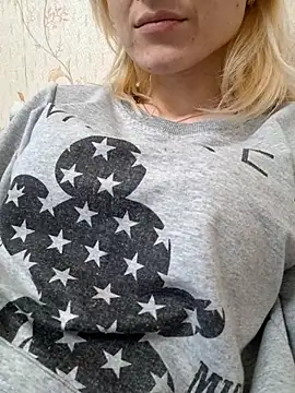 Snapshot of YogisticJuli666 chatting on March 2025 10:24:02 AM YogisticJuli666 online show from March 2025 10:24:02 AM