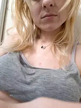 Snapshot of YogisticJuli666 chatting on March 2025 09:18:02 AM YogisticJuli666 online show from March 2025 09:18:02 AM