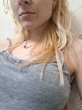 Snapshot of YogisticJuli666 chatting on March 2025 11:19:02 AM YogisticJuli666 online show from March 2025 11:19:02 AM