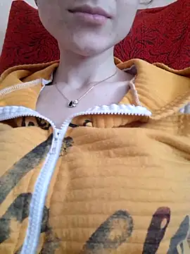 Snapshot of YogisticJuli666 chatting on March 2025 07:09:02 AM YogisticJuli666 online show from March 2025 07:09:02 AM