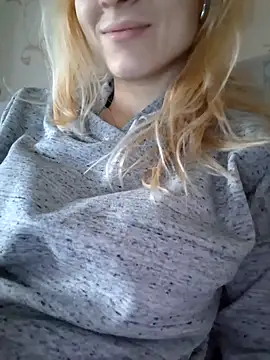 Snapshot of YogisticJuli666 chatting on March 2025 04:51:01 AM YogisticJuli666 online show from March 2025 04:51:01 AM