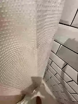 realeasy1 online show from October 2025 12:02:02 PM