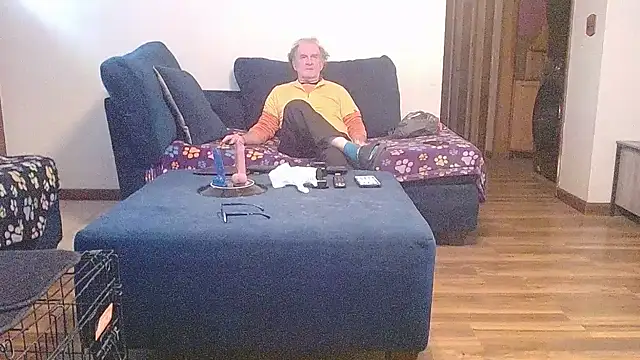 Snapshot of Sweet_Sexy1963 chatting on February 2026 06:40:02 PM Sweet Sexy1963 online show from February 2026 06:40:02 PM