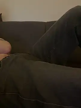 LionBoy1976 online show from January 2025 05:42:02 AM