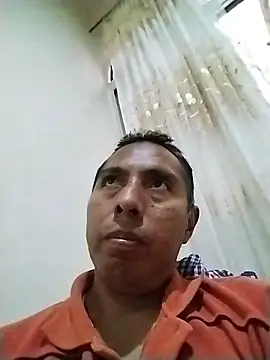 Snapshot of desnudo_Sexoxo chatting on December 2025 10:18:02 PM desnudo Sexoxo online show from December 2025 10:18:02 PM