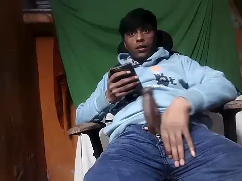 Snapshot of desiboy1101 chatting on December 2025 02:03:01 PM desiboy1101 online show from December 2025 02:03:01 PM