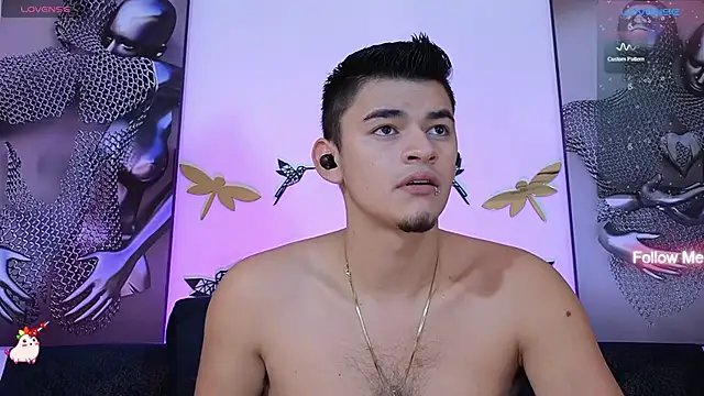 Snapshot of VikoHands chatting on December 2024 10:54:02 PM VikoHands online show from December 2024 10:54:02 PM