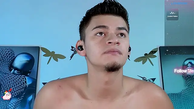 Snapshot of VikoHands chatting on March 2025 02:14:02 AM VikoHands online show from March 2025 02:14:02 AM