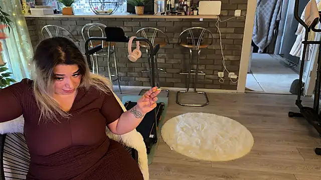 Snapshot of Monageil chatting on March 2026 10:11:02 AM Monageil online show from March 2026 10:11:02 AM