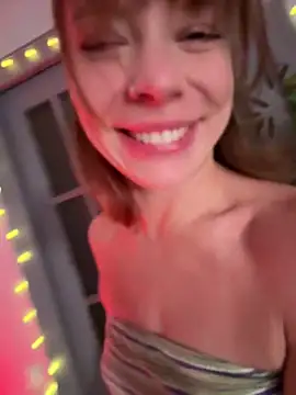 Snapshot of Oopsfoxy chatting on December 2024 05:34:01 AM Oopsfoxy online show from December 2024 05:34:01 AM