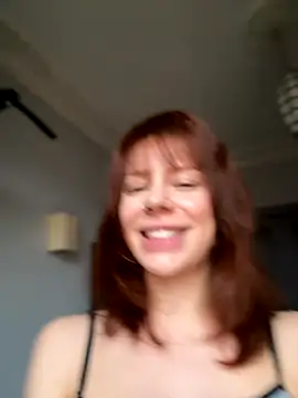 Snapshot of Oopsfoxy chatting on November 2025 07:52:02 AM Oopsfoxy online show from November 2025 07:52:02 AM