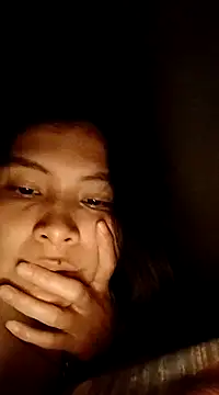 Snapshot of evolet01 chatting on February 2025 04:21:02 AM evolet01 online show from February 2025 04:21:02 AM