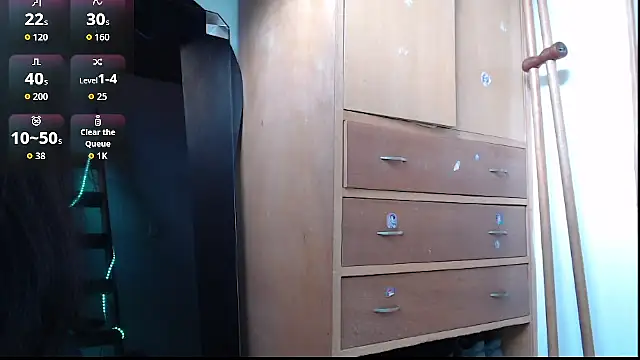 Snapshot of evolet01 chatting on February 2026 06:59:02 PM evolet01 online show from February 2026 06:59:02 PM