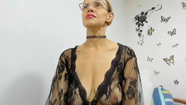 jennifersmit1 online show from May 2026 05:10:01 PM