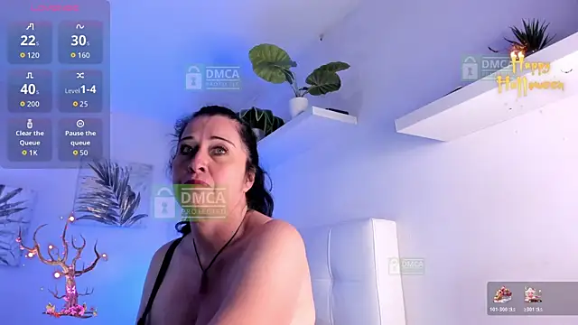 Snapshot of LADY_HELLEN chatting on October 2025 07:03:01 PM LADY HELLEN online show from October 2025 07:03:01 PM