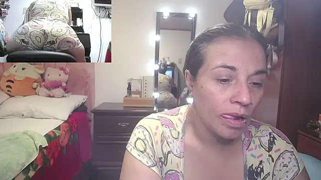 Snapshot of zoe_hotxxx chatting on May 2026 02:27:02 PM zoe hotxxx online show from May 2026 02:27:02 PM