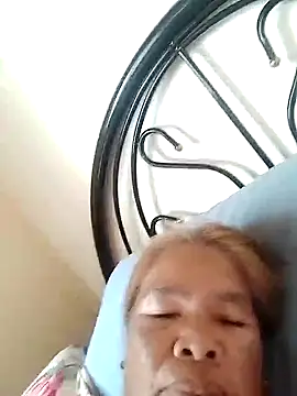 Snapshot of sexylizzy4u chatting on February 2025 05:26:02 AM sexylizzy4u online show from February 2025 05:26:02 AM