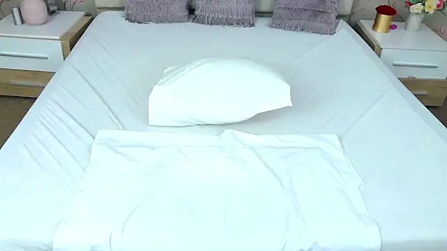 Snapshot of MatureVivian chatting on March 2025 07:41:01 AM MatureVivian online show from March 2025 07:41:01 AM