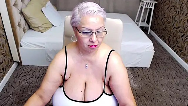 LadyLibely online show from October 2025 04:43:02 AM
