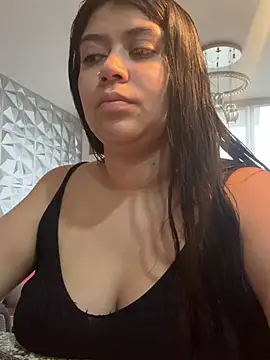 Snapshot of emilyjohanson chatting on February 2025 02:57:01 PM emilyjohanson online show from February 2025 02:57:01 PM