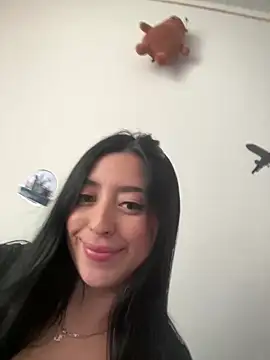 Snapshot of Sofhi_corolinne31 chatting on December 2024 09:54:02 PM Sofhi corolinne31 online show from December 2024 09:54:02 PM