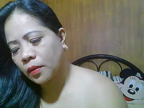 xsweetlips69x online show from May 2026 01:04:02 PM