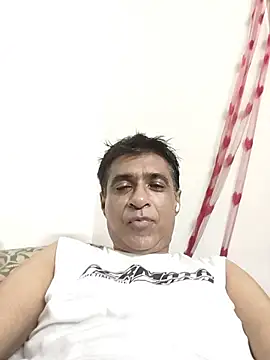 Snapshot of iamkahn_44 chatting on May 2026 03:19:02 PM iamkahn 44 online show from May 2026 03:19:02 PM
