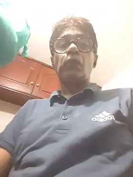 Snapshot of iamkahn_44 chatting on June 2026 01:23:01 PM iamkahn 44 online show from June 2026 01:23:01 PM