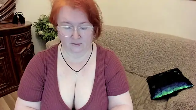 leiamillersonn online show from May 2026 05:54:01 PM