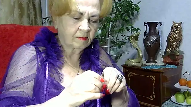 Emma52610 online show from February 2025 07:05:01 AM