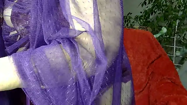 Emma52610 online show from February 2025 05:48:01 PM