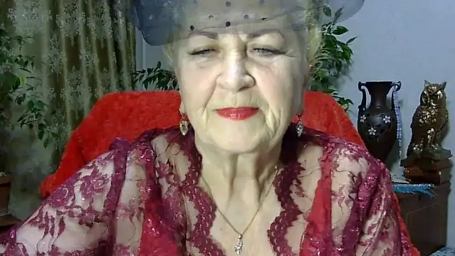 Emma52610 online show from February 2025 05:58:01 PM