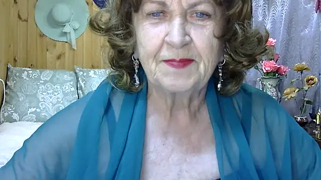 Snapshot of Emma52610 chatting on June 2026 04:23:01 PM Emma52610 online show from June 2026 04:23:01 PM