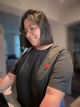 Snapshot of DannaaMeliza chatting on December 2024 08:41:01 AM DannaaMeliza online show from December 2024 08:41:01 AM