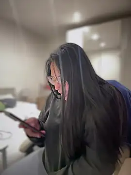 Snapshot of DannaaMeliza chatting on February 2025 02:14:02 PM DannaaMeliza online show from February 2025 02:14:02 PM