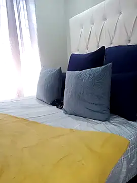 Snapshot of SQUITBOOTY chatting on February 2025 06:48:01 AM SQUITBOOTY online show from February 2025 06:48:01 AM