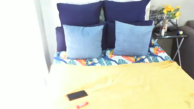 Snapshot of SQUITBOOTY chatting on March 2025 10:14:02 AM SQUITBOOTY online show from March 2025 10:14:02 AM