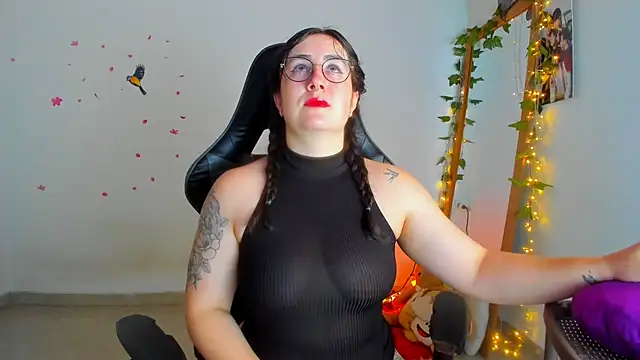 Susan Foxx online show from February 2026 05:11:01 PM