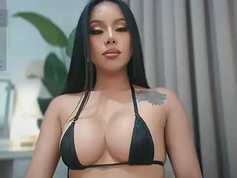 ReynaLeyenda online show from April 2026 09:47:02 AM