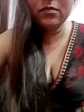 Snapshot of naughtymadam chatting on December 2024 07:47:01 AM naughtymadam online show from December 2024 07:47:01 AM