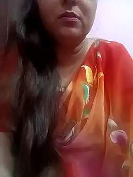 Snapshot of naughtymadam chatting on December 2024 03:25:01 AM naughtymadam online show from December 2024 03:25:01 AM