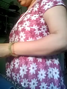 Snapshot of naughtymadam chatting on December 2024 06:32:01 AM naughtymadam online show from December 2024 06:32:01 AM