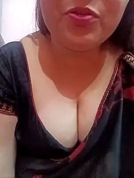 Snapshot of naughtymadam chatting on December 2024 04:45:02 AM naughtymadam online show from December 2024 04:45:02 AM