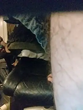 ROBERT0516 online show from February 2026 03:10:02 AM