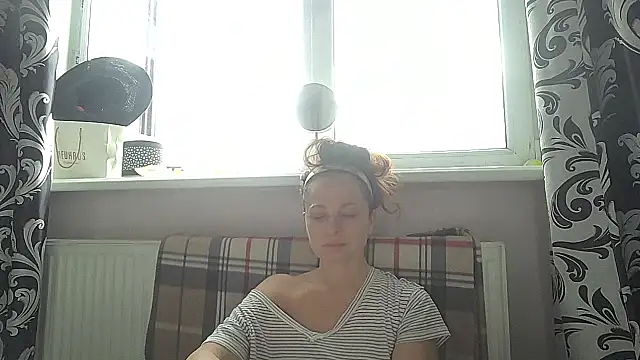 LindaStarS online show from May 2026 03:41:02 PM